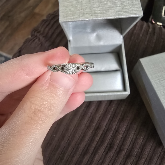 Zales Silver Twisted Band Ring - Picture 1 of 5